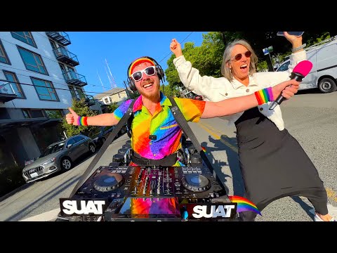 Running DJ hits SEATTLE #pride2023